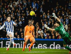 Real Sociedad Hancurkan Mimpi Barcelona di Reale Arena yang Mencekam