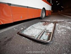 Bus Tergelincir, Terobos Gedung di Seoul: 13 Orang Terluka