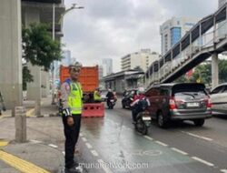 Truk Sampah Mogok, Gatot Subroto Macet Parah Pagi Ini