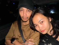 Istri Fiersa Besari Terlindas Mobil di Stasiun Gambir, Pengemudi Tawar Rp200 Ribu untuk Damai