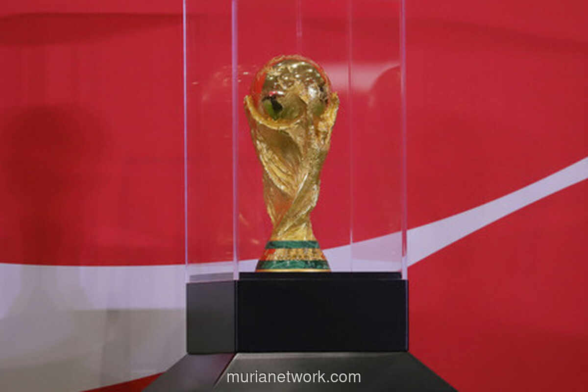 Replika Piala Dunia 2026 Mampir ke Jakarta, Dihadiri Legenda Brasil