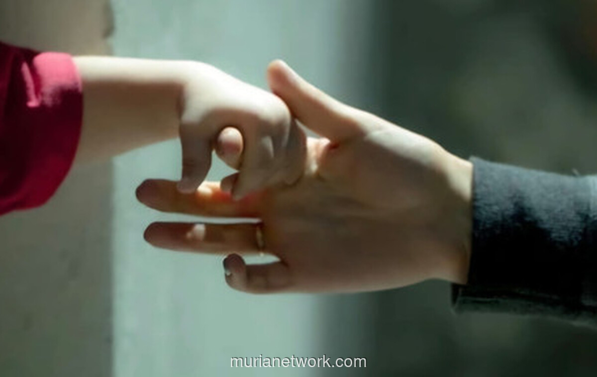 Kejahatan Sunyi di Balik Layar: Ketika Anak Tak Sadar Jadi Korban