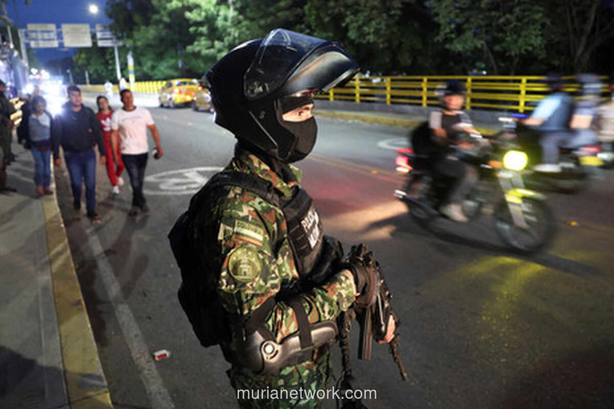 Kolombia Siagakan Pasukan Menyusul Ancaman Militer Trump