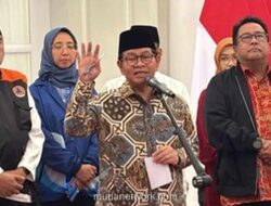 Jakarta Terjebak: Perbaikan Jalan Ditunda Sampai Hujan Reda