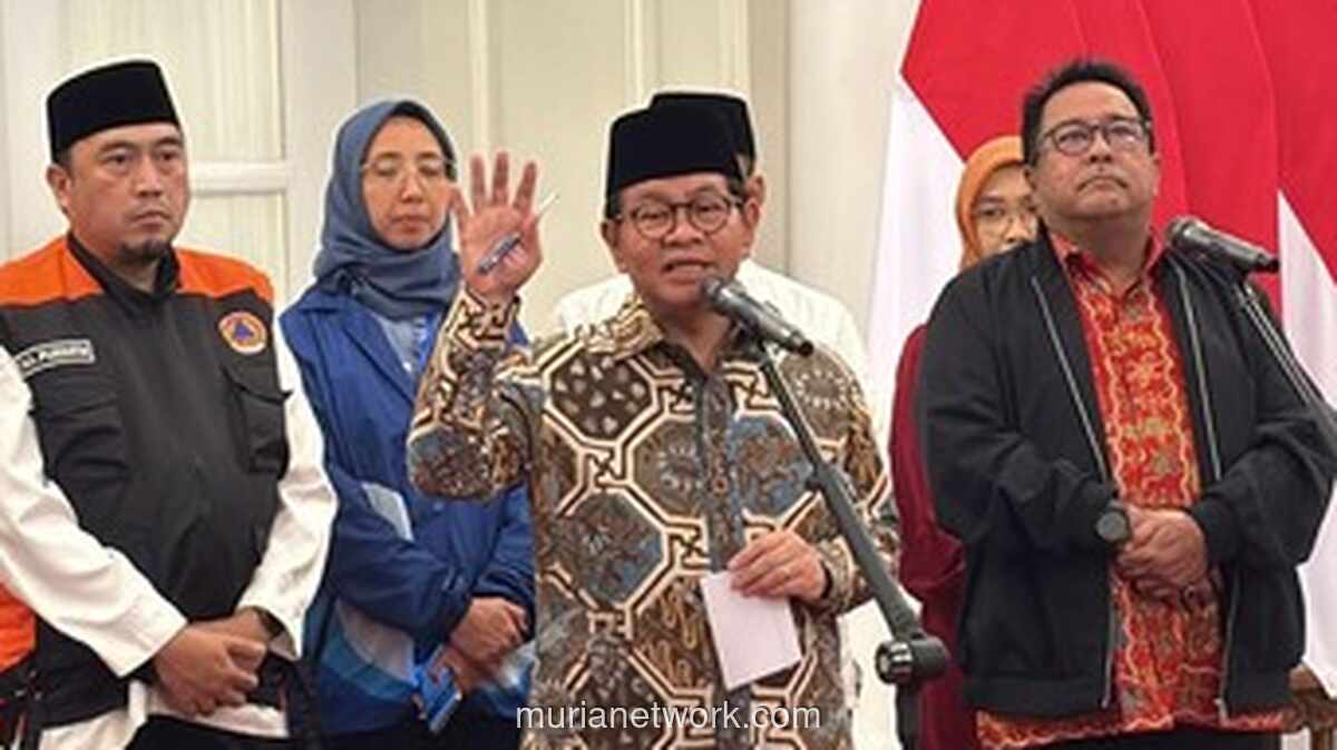 Jakarta Terjebak: Perbaikan Jalan Ditunda Sampai Hujan Reda