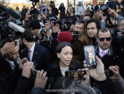 Medali Nobel Perdamaian Machado Berlabuh di Tangan Trump