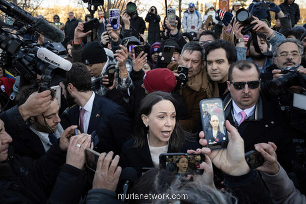 Medali Nobel Perdamaian Machado Berlabuh di Tangan Trump