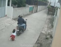 Gadis SD Terseret Motor Usai Nekat Pertahankan Ponsel dari Pencuri