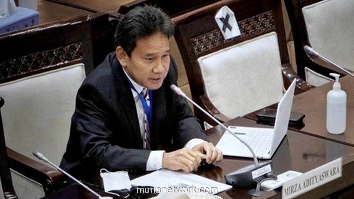 Pasar Bergejolak, Wakil Ketua OJK Mirza Adityaswara Mengundurkan Diri