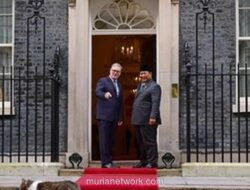 Larry, Pejabat Berbulu yang Curi Perhatian Saat Prabowo Bertemu Starmer