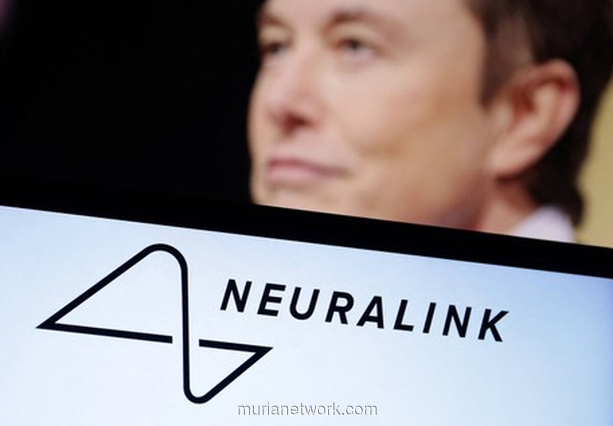 Neuralink Siap Produksi Massal Chip Otak, 12 Pasien Sudah Bisa Kontrol Perangkat dengan Pikiran