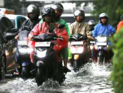 46 RT dan 13 Jalan Utama di Jakarta Masih Terendam, Genangan Tertinggi Capai 110 Cm