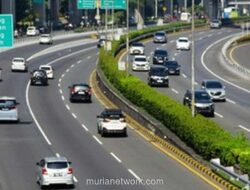 Tol Jagorawi dan JORR Ramai Lancar, Dalkot Kuningan Tersendat Ambulans