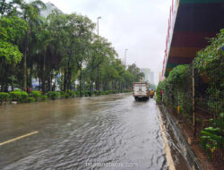 Hujan Deras Pagi Ini, 23 Ruas Jalan dan 10 RT di Jakarta Terendam