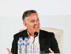 Herdman Buka Kartu: Naturalisasi Jadi Jalan Cepat Garuda ke Piala Dunia 2030