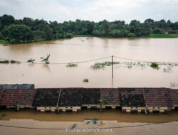 Tiga Hari Diguyur Hujan, Permukiman di Tangerang Berubah Jadi Lautan