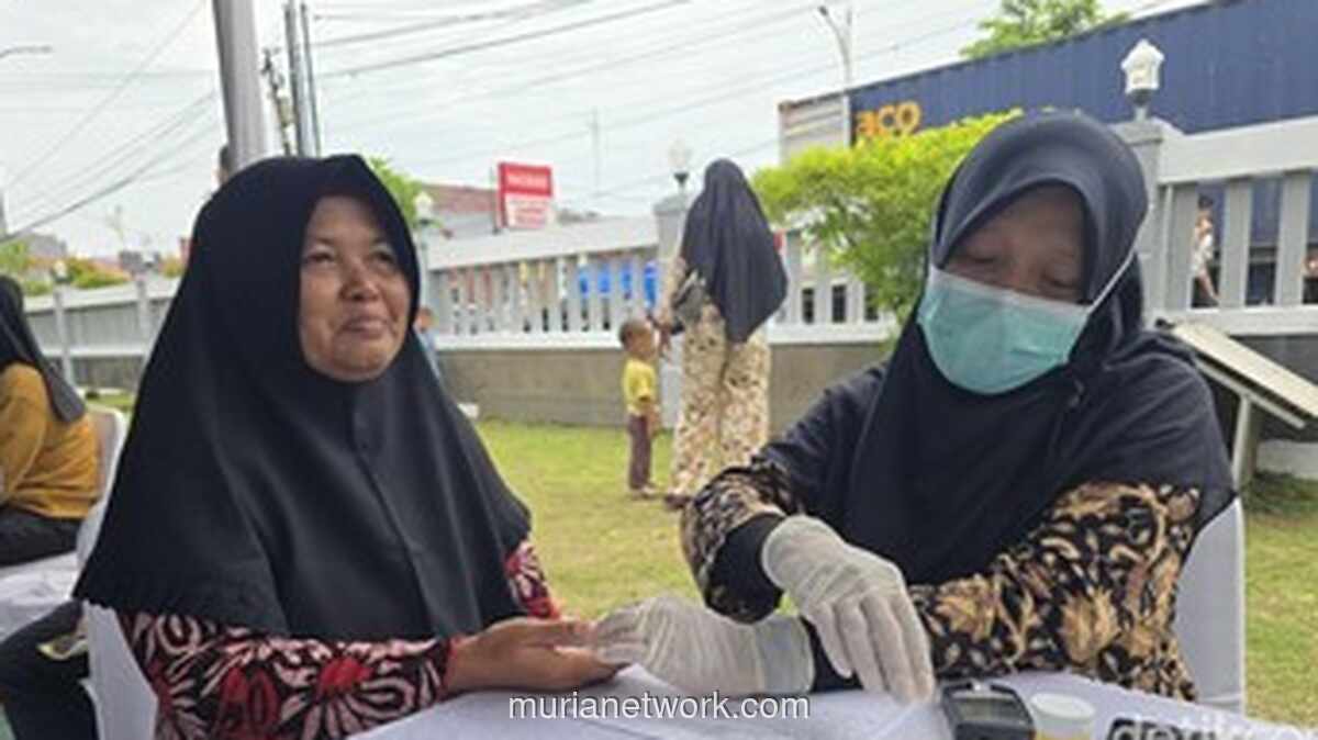 Warga Antusias, Menteri Acungi Jempol untuk Bakti Kesehatan Lapas Cirebon