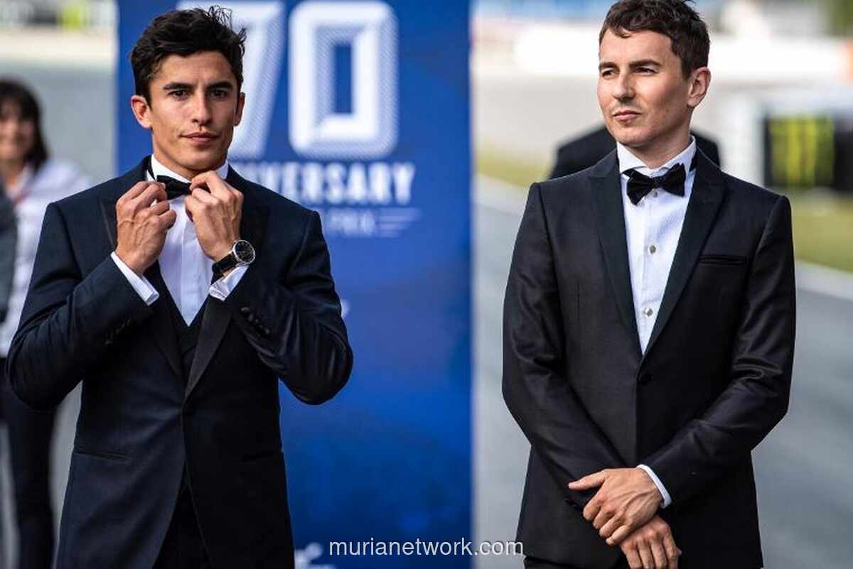 Lorenzo Buka Suara: Rossi Gagal Juara 2015 Bukan karena Marquez, Tapi...