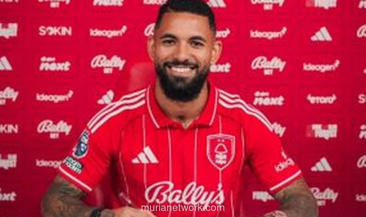 Chelsea Berburu Bek Tengah, Siapkan Opsi Pinjaman untuk Douglas Luiz