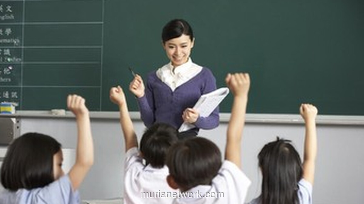 Di Balik Tunjangan dan Sertifikasi, Perlindungan Guru Masih Terabaikan