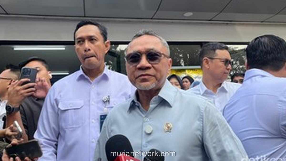 Para Menteri Naik Motor Matic, Menembus Macet 5 Km Menuju Panen Raya