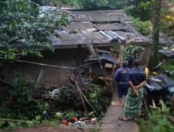 Dua Bocah Tertimbun Longsor di Bogor, Selamat Berkat Evakuasi Kilat