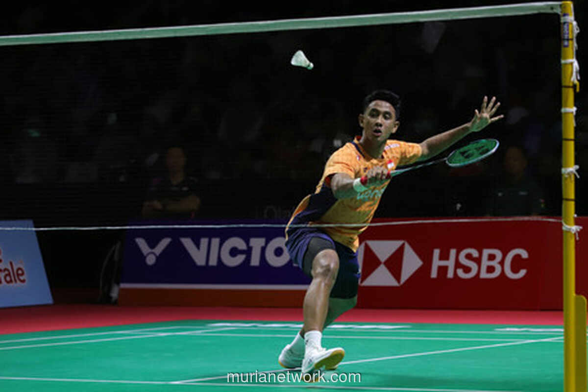 Drama Tiga Gim, Alwi Farhan Taklukkan Wang Zheng Xing di Istora