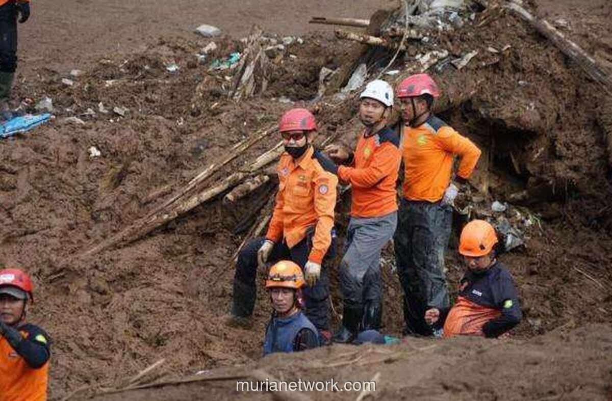 Delapan Kantong Jenazah Ditemukan di Hari Kedelapan Pencarian Korban Longsor Pasirlangu