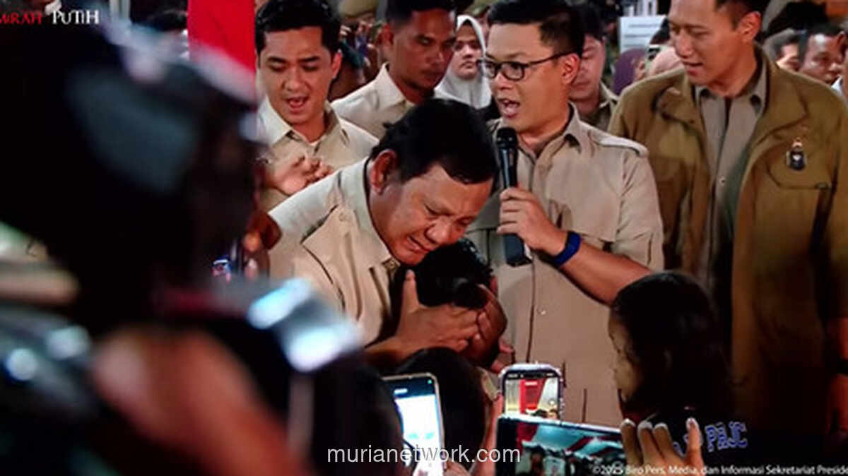 Tahun Baru 2026, Prabowo Nyanyikan Tanah Airku Bersama Pengungsi Batang Toru