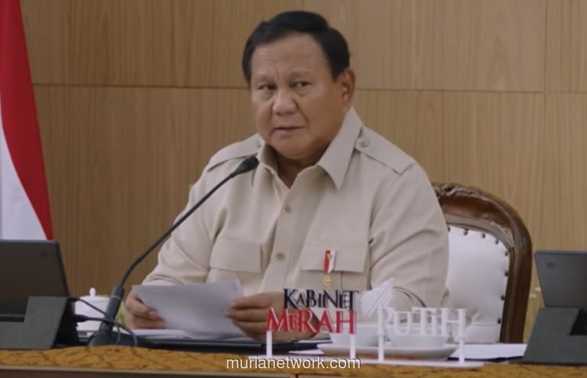Prabowo Panggil Kabinet ke Hambalang, Soroti Gejolak Global dan Bencana