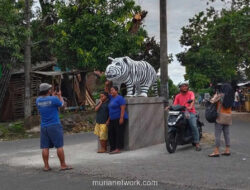 Patung Macan Aneh di Kediri Justru Jadi Magnet Wisata dan Pendorong Ekonomi Desa
