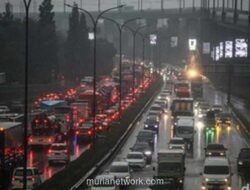 Macet Lagi! Sejumlah Ruas Tol Menuju Jakarta Kembali Tersendat Pagi Ini