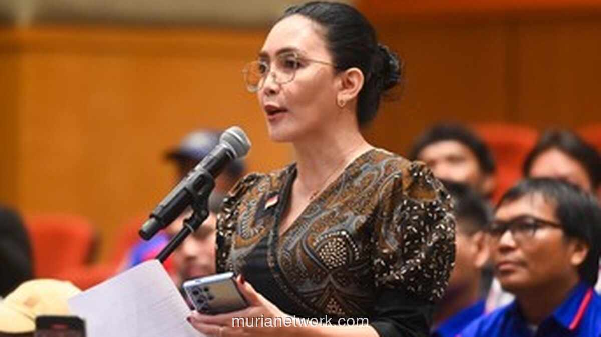 PDIP Lakukan Rotasi Anggota di Senayan, Rieke dan Stevano Tergeser