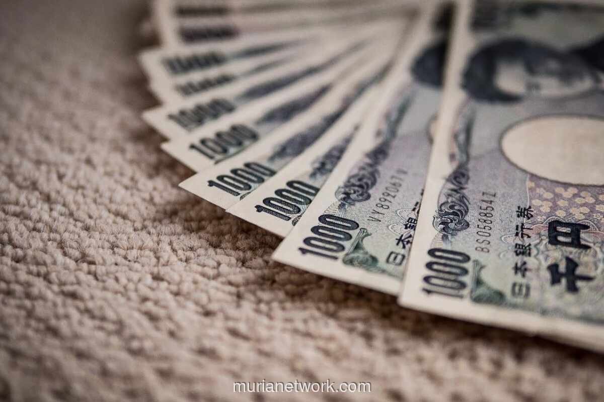 BOJ Siap Turun Tangan Atasi Lonjakan Imbal Hasil Obligasi Jepang