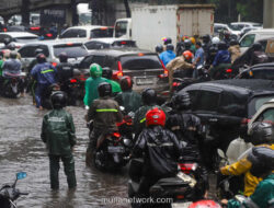 Hujan Deras Rendam Jakarta, Genangan di Sukabumi Selatan Capai 90 Sentimeter
