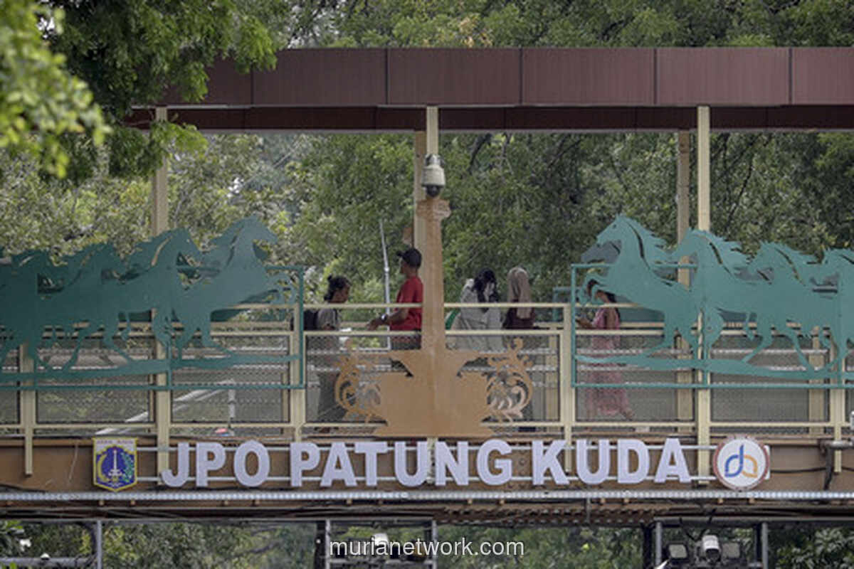 Jembatan Penyeberangan Patung Kuda Berwajah Baru, Ornamen Kuda Jadi Daya Tarik