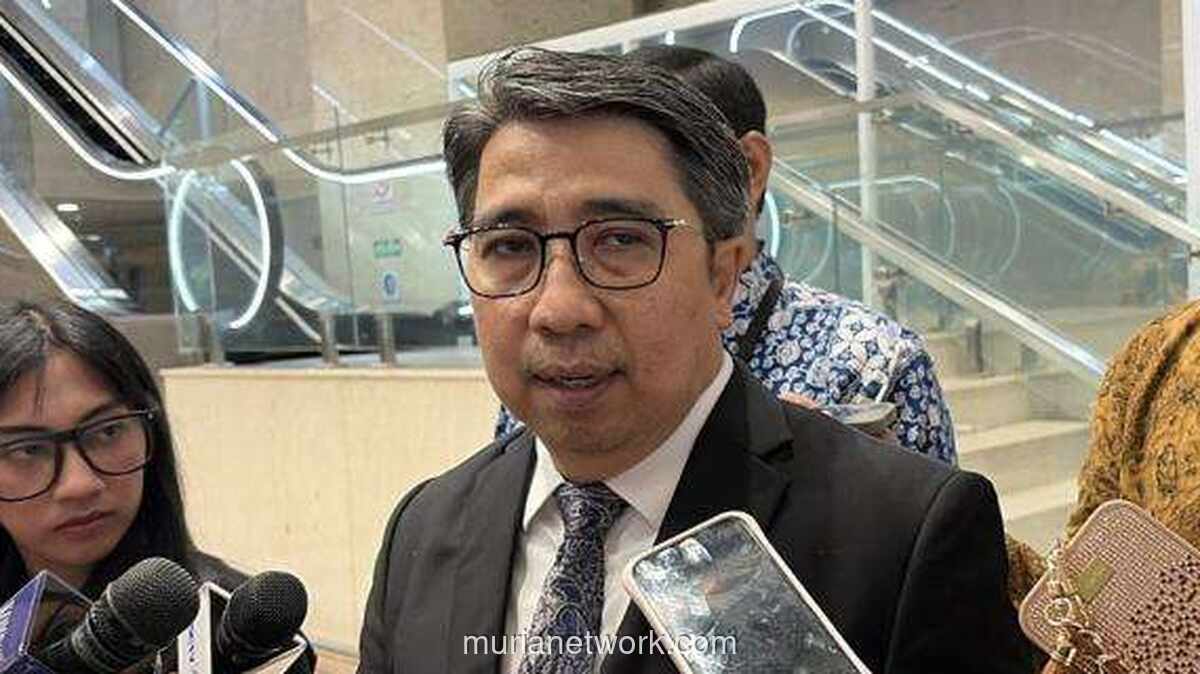 Solikin M Juhro Tegaskan Strategi BI Hadapi Tekanan Rupiah di Hadapan DPR