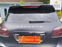 Porsche Cayenne Pakai Plat Palsu Kemhan Diamankan di Halim