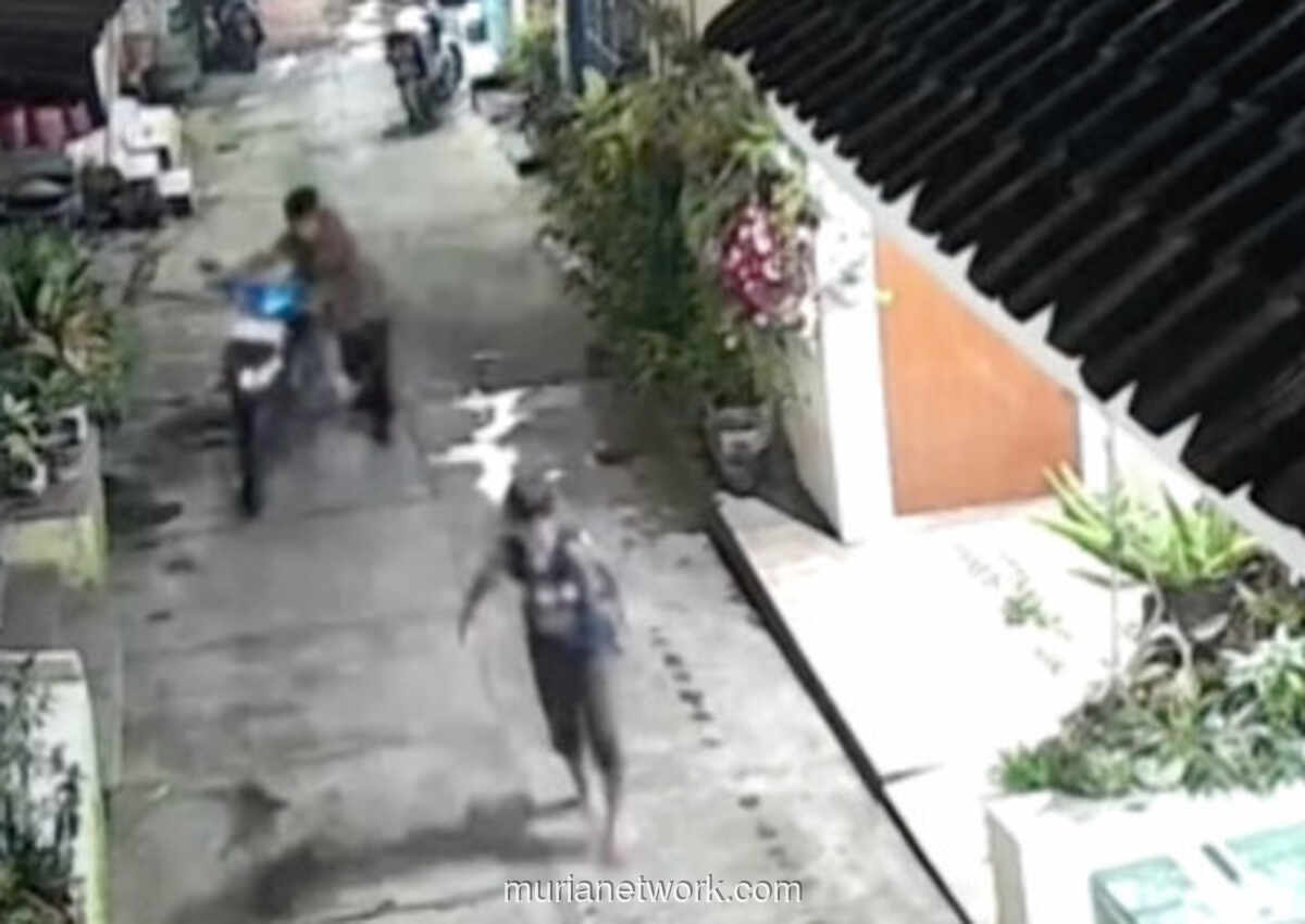 Dua Bocah di Blimbing Curi Motor, Aksi Nekat Terekam CCTV