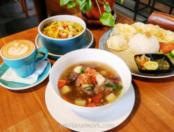 Warung Sunda di Jagakarsa yang Sajikan Tumis Kulit Singkong dan Kopi Kekinian