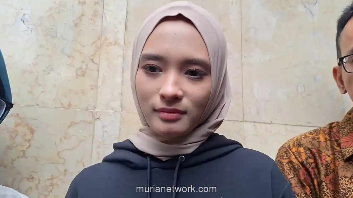 Inara Rusli Datang Diam-diam ke Komnas Anak, Apa yang Dibahas?