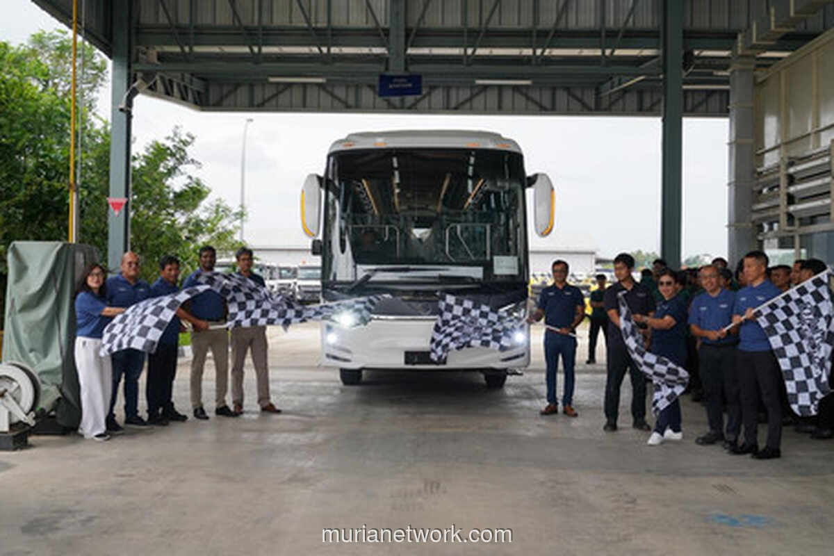 Mercedes-Benz Asal Cikarang Cetak Sejarah, Kirim Bus Pertama ke Thailand