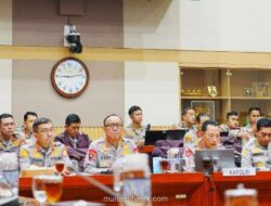 Tiga Fraksi Kunci DPR Tegaskan Polri Harus Tetap di Bawah Presiden