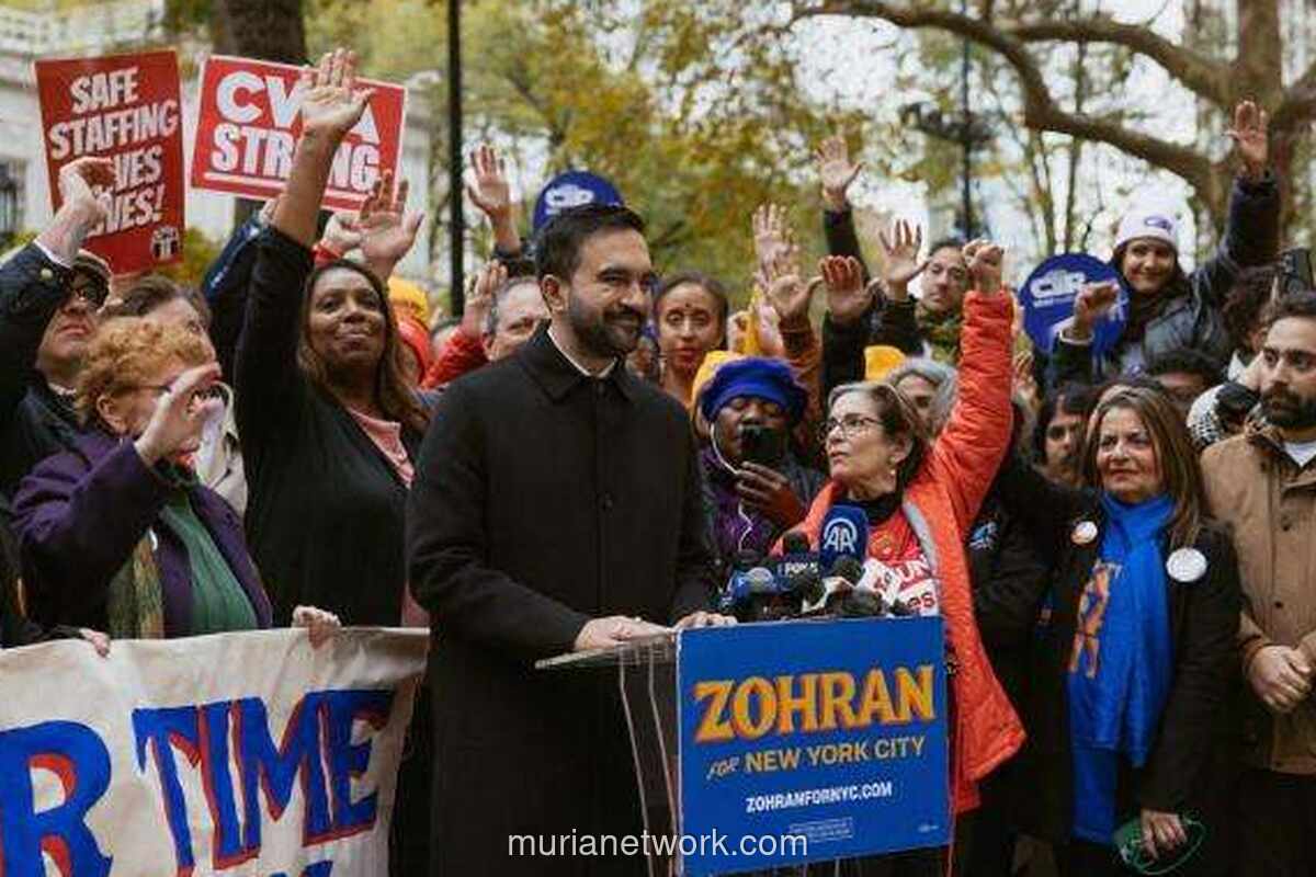 Di Bawah Balai Kota, Sejarah Baru New York Dimulai