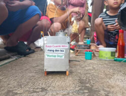 Dari Iseng Jadi Laris, Gerobak Cuanki Mini Mang Den Raup Ratusan Ribu Sehari