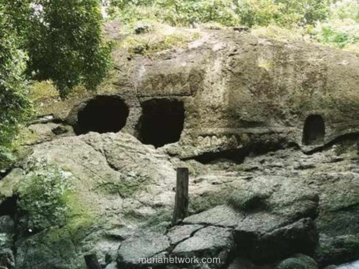 Kediri Bertumbuh: Dari Sunyi Goa hingga Riuh Pesantren