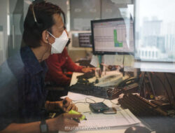 IHSG Pacu Rekor Baru, Analis Waspadai Koreksi di Tengah Momentum Naik