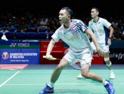 Fajar/Fikri Tumbangkan Raksasa India, Lolos ke Semifinal Malaysia Open