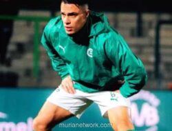 Gagal ke Persib, Joey Pelupessy Malah Dikepung Rival