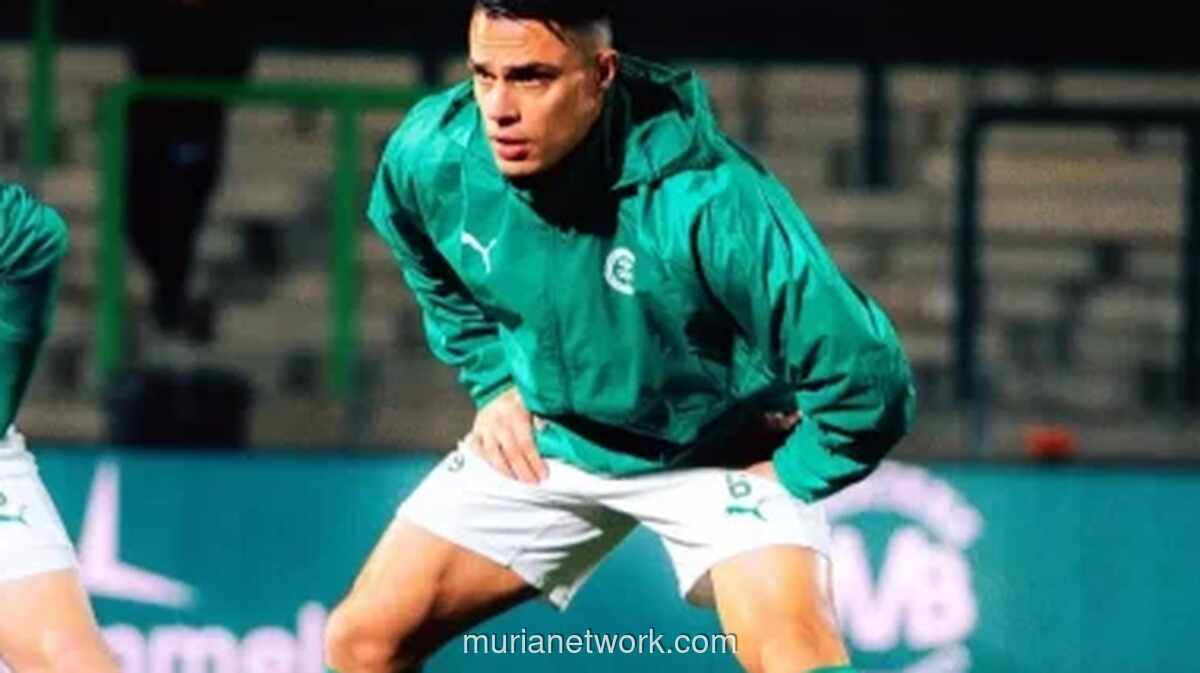 Gagal ke Persib, Joey Pelupessy Malah Dikepung Rival